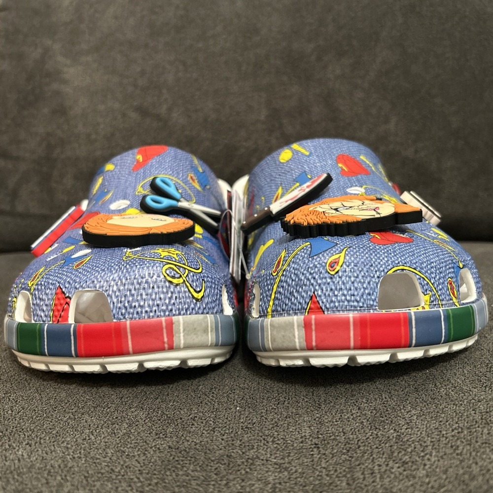 Crocs Chucky Classic Clogs Men 11 Blue Halloween Horror Slip On Shoes 210510-90H - Picture 3 of 9